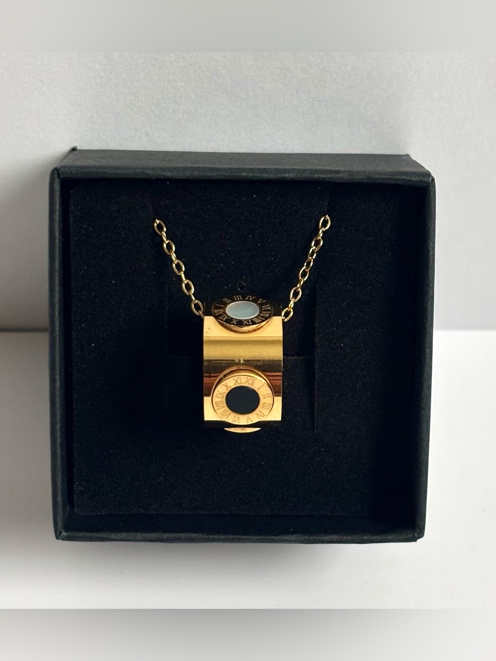 Gold ring necklace